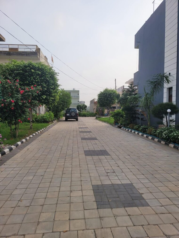 Exterior View, sbp-city-of-dreams-zirakpur  100 Sq.Yd. Plot In High Ground Zirakpur 9002059