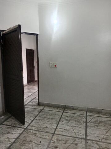 Room in 2 BHK Builder Floor at Huda – for Rent