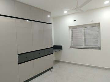 Room in 3 BHK Apartment at SR Pride Madhapur, Madhapur – for Rent