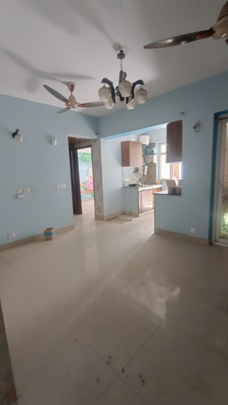 Room, sethi-max-royal 2 Bedroom 895 Sq.Ft. Apartment In Sector 76 Noida 9002135