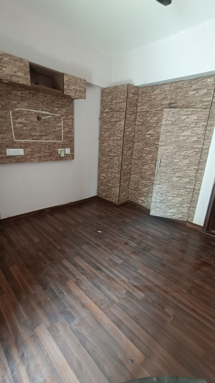 Room, sethi-max-royal 2 Bedroom 895 Sq.Ft. Apartment In Sector 76 Noida 9002135