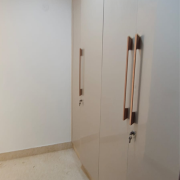 Furnished Amenities in 3 BHK Builder Floor at Malviya Nagar – for Sale