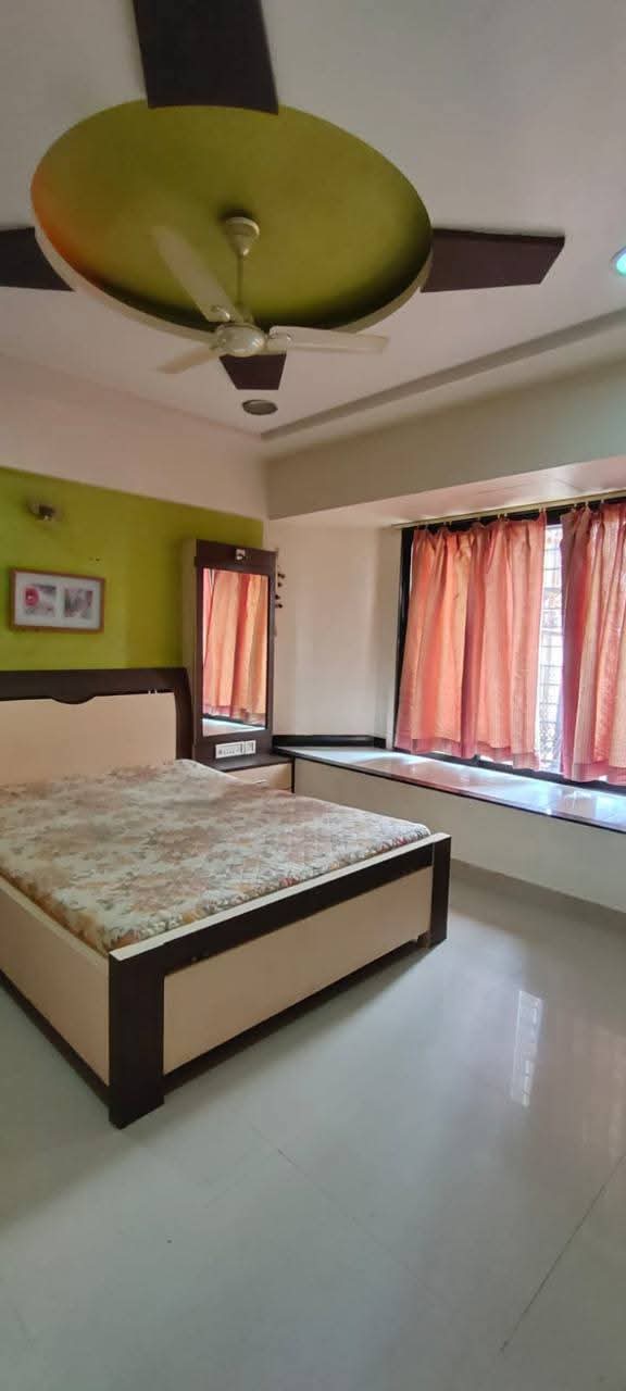 2 BHK Apartment For Rent in Swapnalok Towers