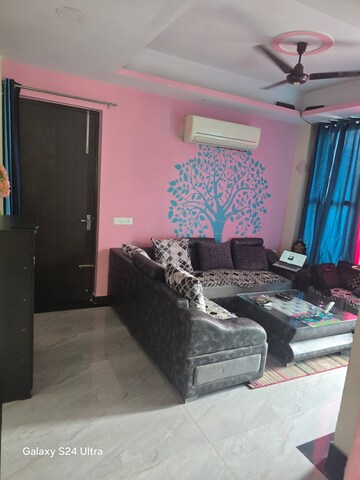 Living Room in 2 BHK Builder Floor at Sector 40 – for Rent