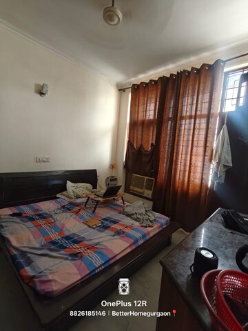 Bedroom in 2 BHK Builder Floor at Sector 46 – for Rent