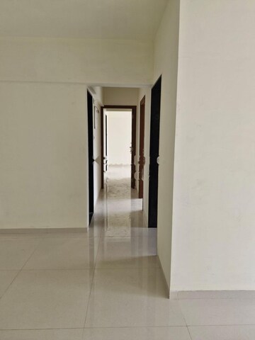 Room in 2 BHK Apartment at Oxford Navrang Crystal, Goregaon West – for Rent
