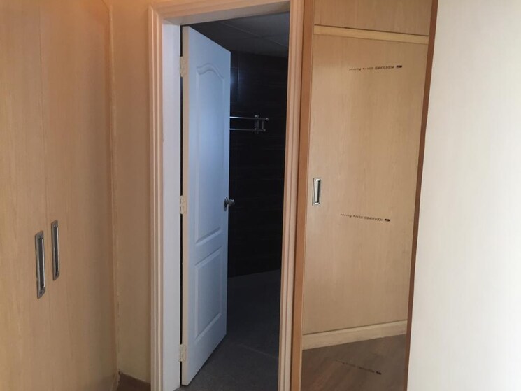 Bathroom, raheja-vedaanta 3 Bedroom 2660 Sq.Ft. Apartment In Sector 108 Gurgaon 9002270