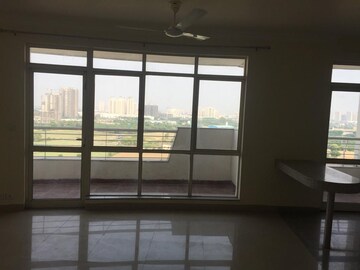 Room in 3 BHK Apartment at Raheja Vedaanta, Sector 108 – for Rent