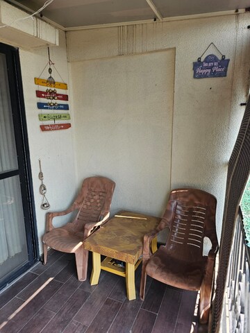 Team Area in 2 BHK Apartment at Naren Bliss Phase I, Magarpatta Road – for Rent