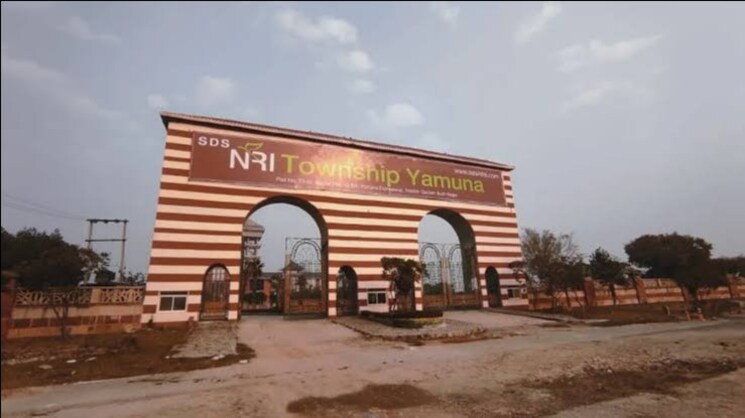 Exterior View, sds-nri-township  134 Sq.Yd. Plot In Sector 26a Yamuna Expressway Greater Noida 9002288