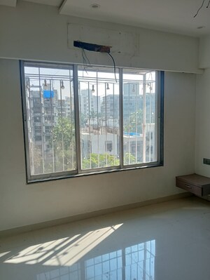 Room in 3 BHK Apartment at Om Malaygiri CHS, Borivali East – for Sale