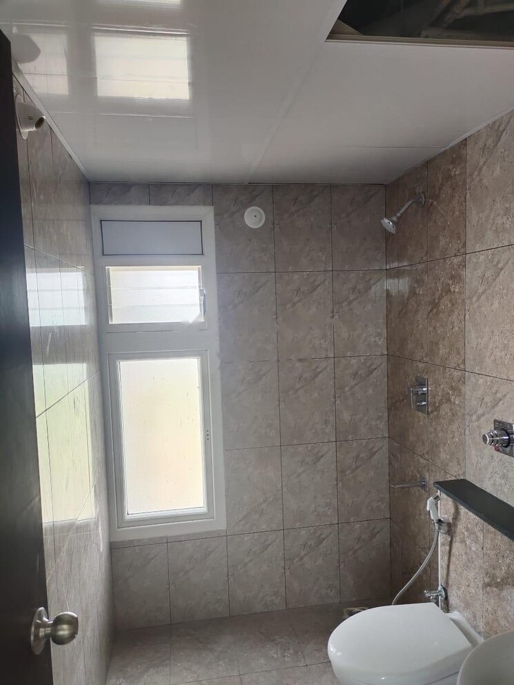 Bathroom, shriram-greenfield 2.5 Bedroom 1050 Sq.Ft. Apartment In Budigere Bangalore 9002333