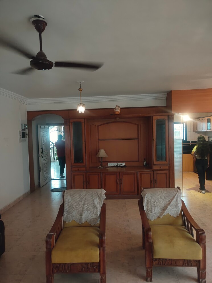 Living Room, adajan 2 Bedroom 1600 Sq.Ft. Apartment In Adajan Surat 9002373