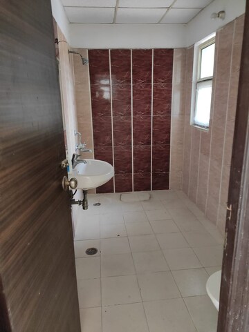 Bathroom in 3.5 BHK Apartment at Kingswood Court, Sain Vihar – for Rent