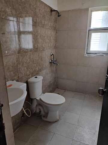 Bathroom in 3.5 BHK Apartment at Kingswood Court, Sain Vihar – for Rent