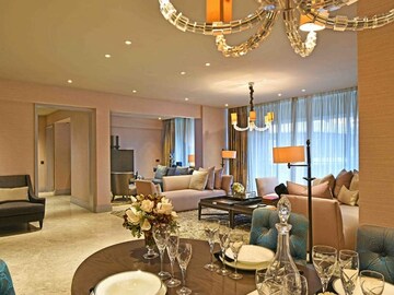 Team Area in 4 BHK Apartment at Runwal Elegante, Andheri West – for Rent