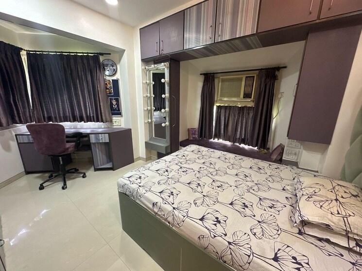Bedroom, dn nagar 4 Bedroom 1500 Sq.Ft. Apartment In Dn Nagar Mumbai 9002415