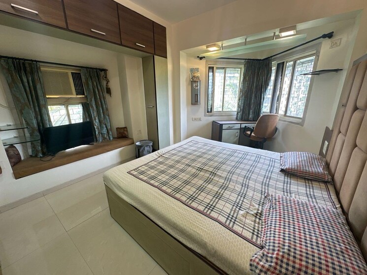 Bedroom, dn nagar 4 Bedroom 1500 Sq.Ft. Apartment In Dn Nagar Mumbai 9002415