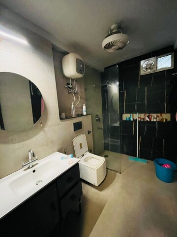 Bathroom in 3.5 BHK Apartment at Cosmos Golden Heights, Sain Vihar – for Sale