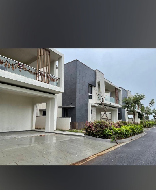 4 BHK + Pooja Room,Servant Room,Study Room,Extra Room 3400 Sq.Ft. Villa in Rajapushpa Green Dale