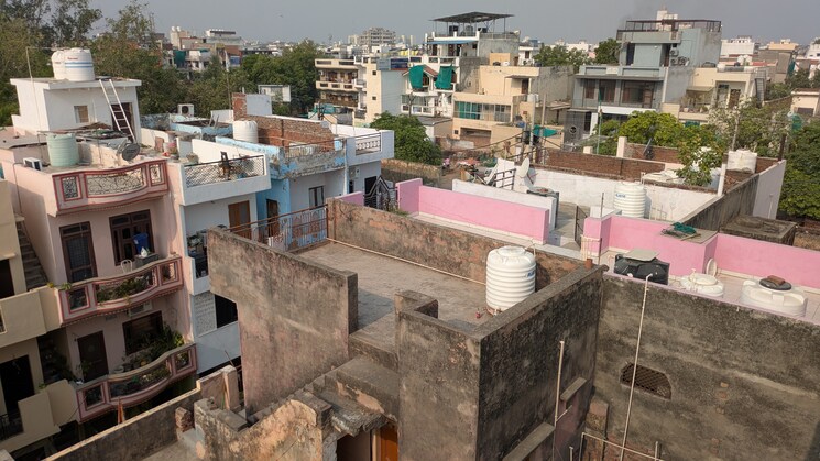 Exterior View, sector 132  80 Sq.Yd. Plot In Sector 132 Noida 9002443