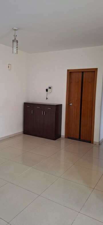 Room in 2 BHK Apartment at Mythreyi Naimisha, Wilson Garden – for Rent