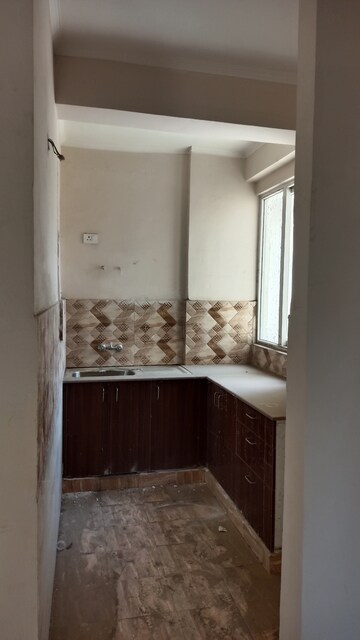 Kitchen in 3 BHK Apartment at Amrapali Golf Homes, Sector 4 Greater Noida – for Rent