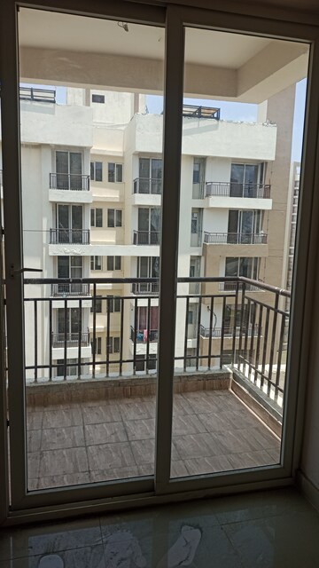 Balcony in 3 BHK Apartment at Amrapali Golf Homes, Sector 4 Greater Noida – for Rent