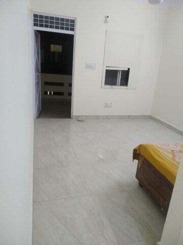 Room in 1 BHK Builder Floor at Lajpat Nagar 4 – for Rent