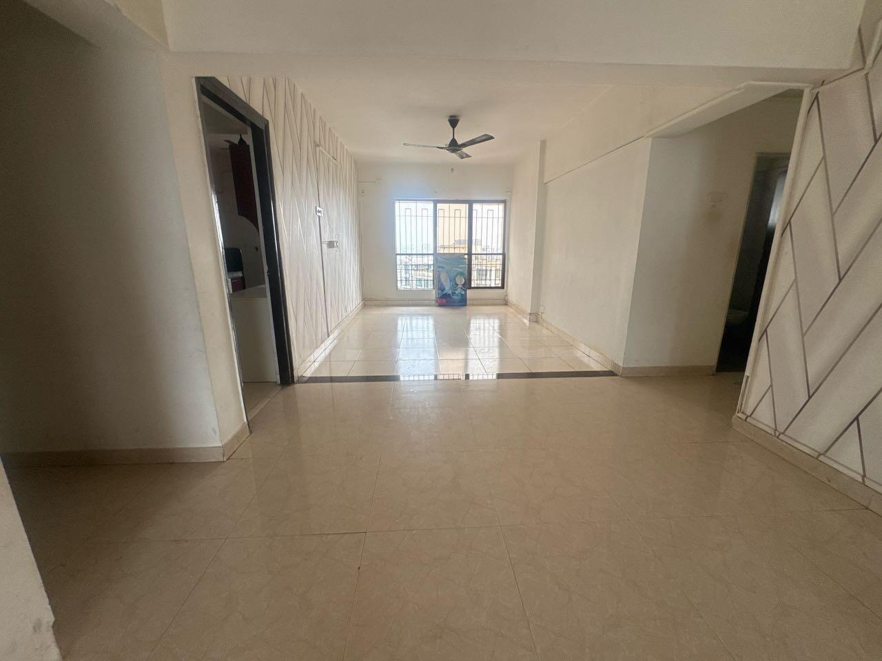4 BHK + Servant Room Apartment For Rent in Dn Nagar