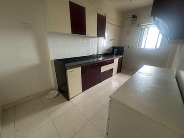 Kitchen in 4 BHK Apartment at Dn Nagar – for Rent