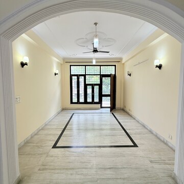 3.5 BHK Builder Floor For Rent in RWA Apartments Sector 47, Sector 47