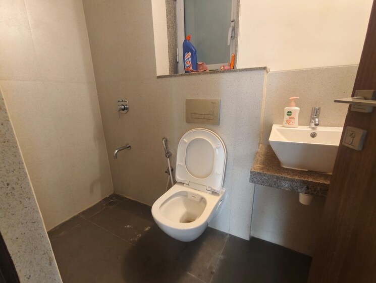 Bathroom, piramal-vaikunth 2 Bedroom 750 Sq.Ft. Apartment In Balkum Pada Thane 9002529