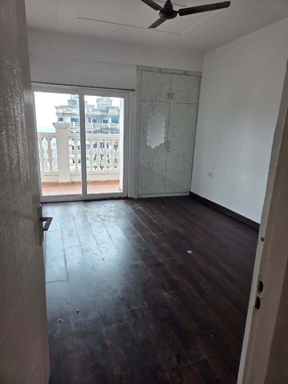 3 BHK + Pooja Room 1475 Sq.Ft. Apartment in Ajnara Ambrosia