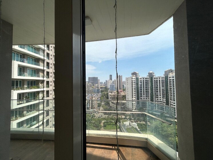 Balcony, windsor-grande-residences 4 Bedroom 3050 Sq.Ft. Apartment In Andheri West Mumbai 9002549