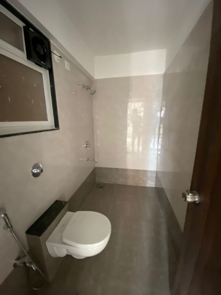 Bathroom, urban-skyline-phase-1 2 Bedroom 950 Sq.Ft. Apartment In Ravet Pune 9002575