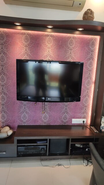 Furnished Amenities in 1 BHK Apartment at Lodha Splendora, Ghodbunder Road – for Rent