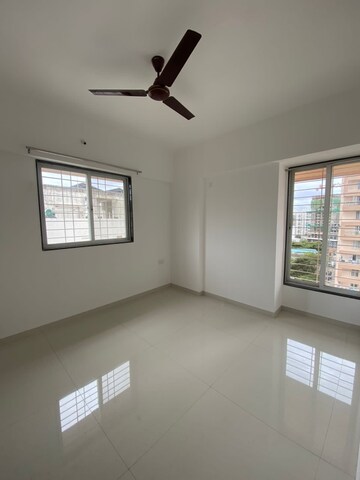 Room in 2 BHK Apartment at Urban Skyline Phase 1, Ravet – for Rent