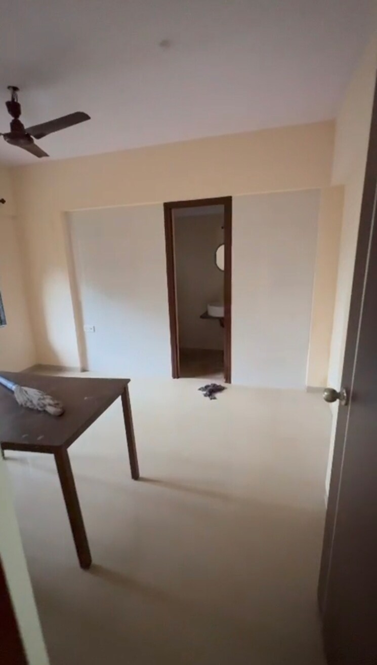 Room, sudarshan-sky-garden 1 Bedroom 450 Sq.Ft. Apartment In Ghodbunder Road Thane 9002582