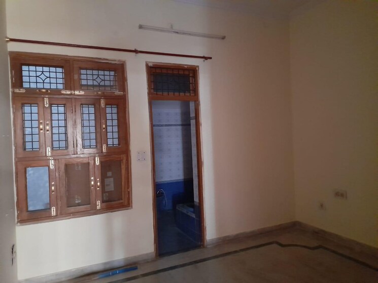 Room, gomti nagar 2 Bedroom 1000 Sq.Ft. Villa In Gomti Nagar Lucknow 9002598