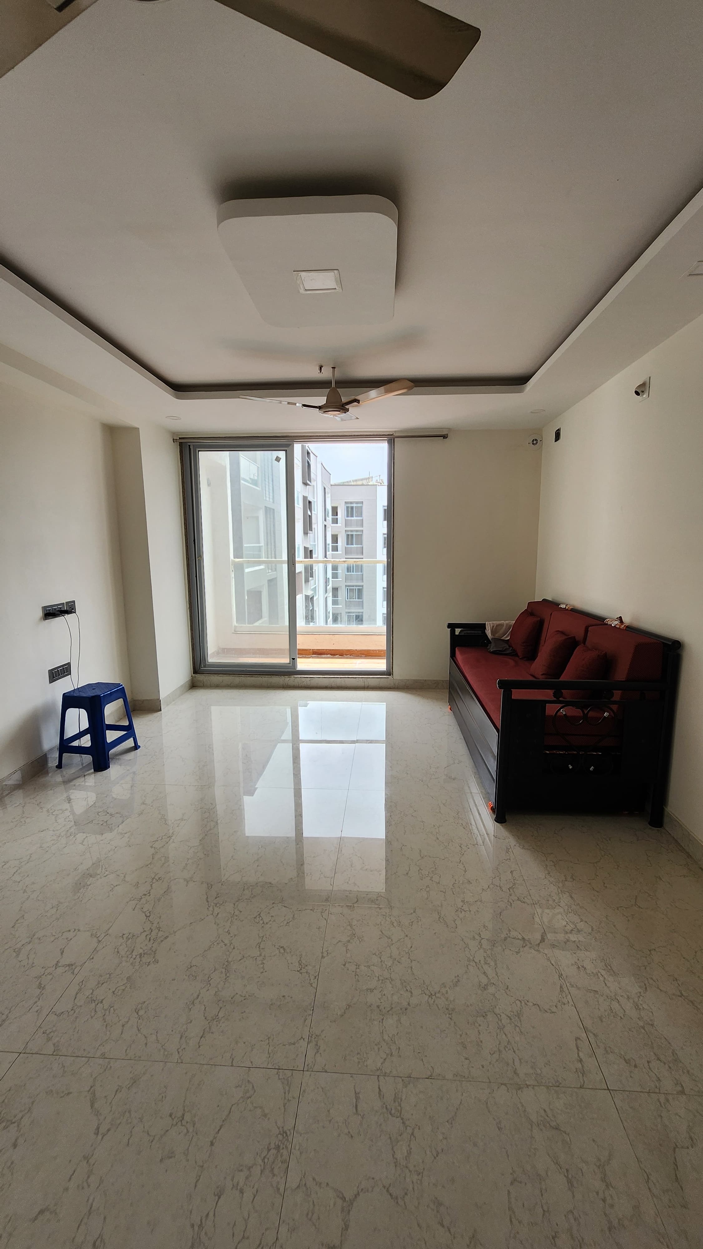 2 BHK + Extra Room Apartment For Rent in Lake View Apartments Powai