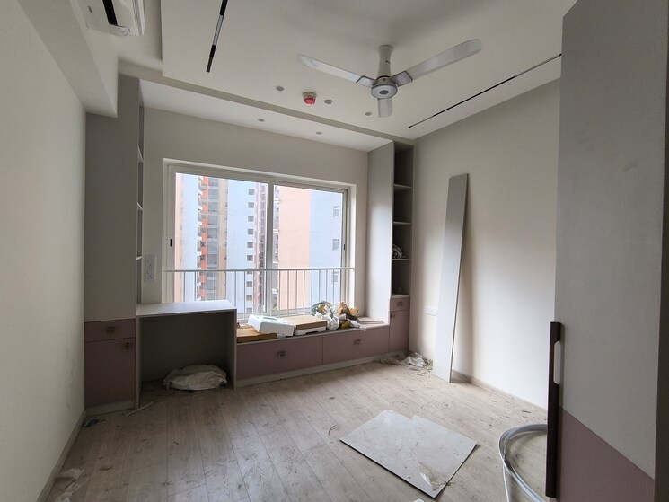 Room, shapoorji-pallonji-joyville-phase-2 3 Bedroom 1852 Sq.Ft. Apartment In Sector 102 Gurgaon 9002591