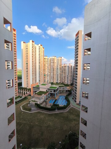 3 BHK Apartment – Exterior View View at Shapoorji Pallonji Joyville Phase 2, Sector 102 - for Rent