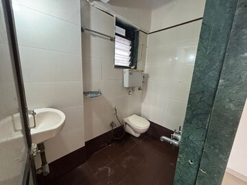 Bathroom in 2 BHK Apartment at Kandivali East – for Rent
