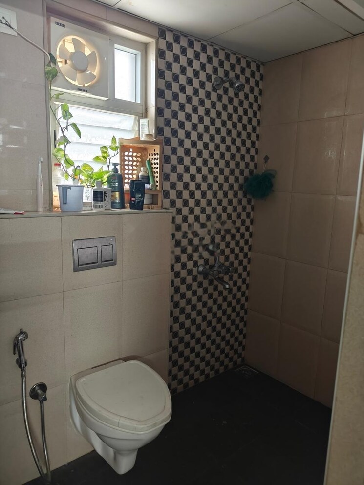 Bathroom, sterling-ascentia 3 Bedroom 1319 Sq.Ft. Apartment In Bellandur Bangalore 9002617