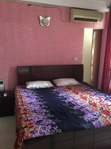 Bedroom in 3 BHK Apartment at Sector 10 Dwarka – for Rent