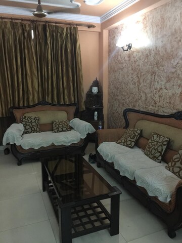 Living Room in 3 BHK Apartment at Sector 10 Dwarka – for Rent