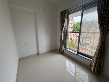 2 BHK Apartment For Rent in Shivam Mrinal CHS, Kandivali East