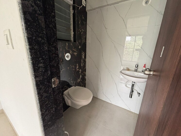Bathroom, shivam-mrinal-chs 2 Bedroom 568 Sq.Ft. Apartment In Kandivali East Mumbai 9002694