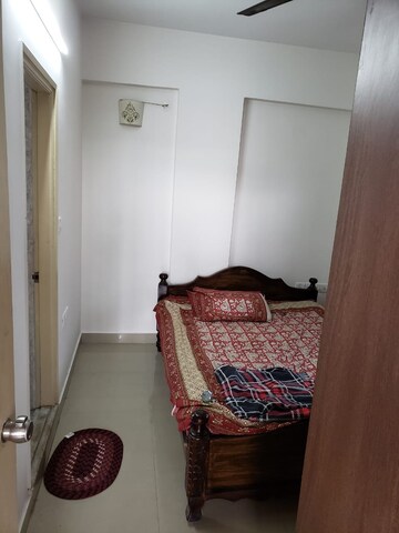 Furnished Amenities in 1 BHK Penthouse at Sai Enclave Indiranagar, Indiranagar – for Rent
